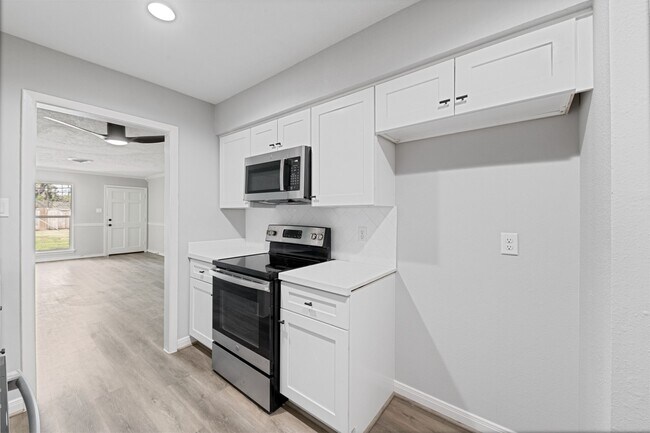 Building Photo - 2689 Gessner Rd