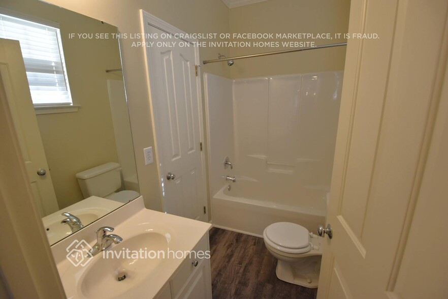 Building Photo - 17032 Stinson Ave