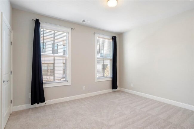 Building Photo - 150 Martin Run