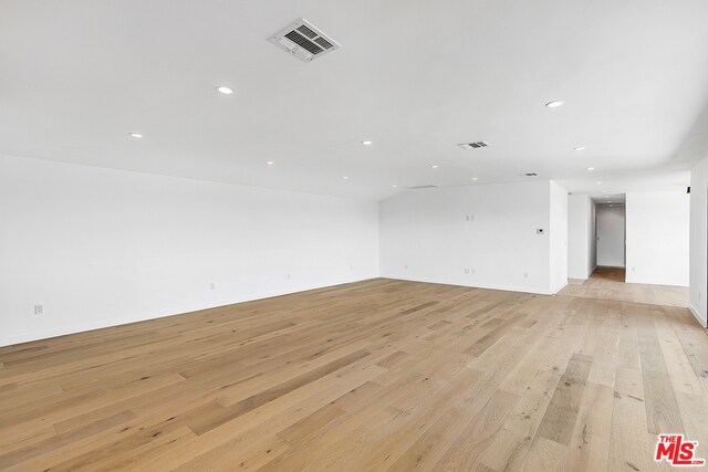 Building Photo - 1210 Larrabee St