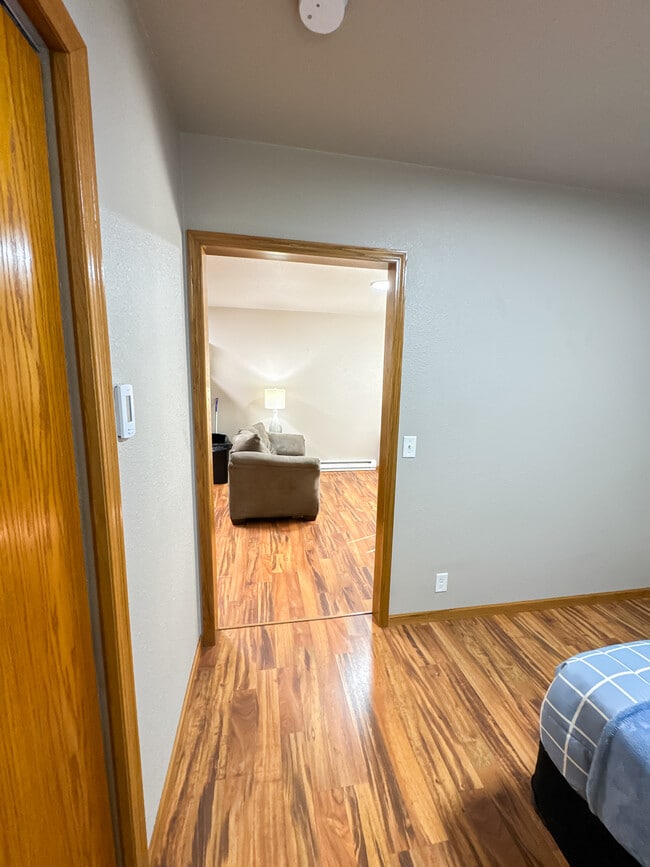 Building Photo - Theater Apartments Beulah