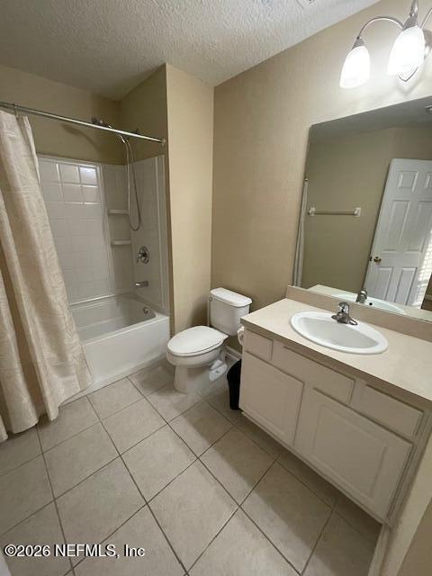 Building Photo - 4199 Highwood Dr