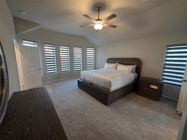 Building Photo - 13810 San Pasqual Pointe Dr