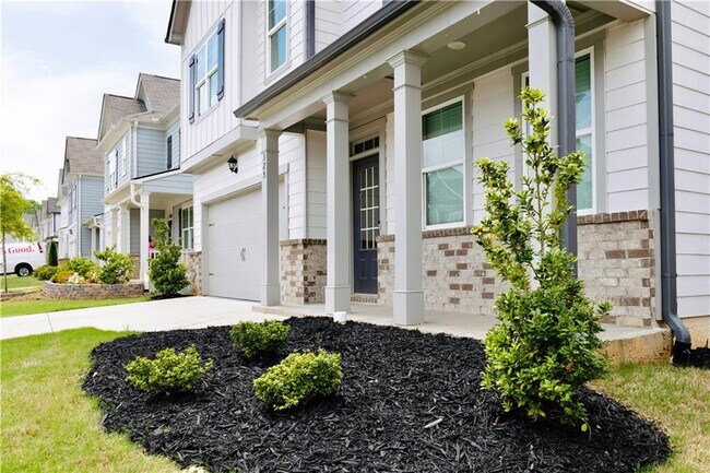 Building Photo - 325 Fernbrook Trl
