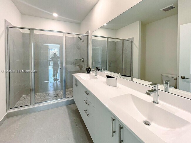 Building Photo - 8001 NW 41st St