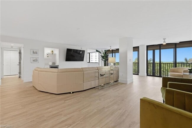 Building Photo - 5601 Turtle Bay Dr