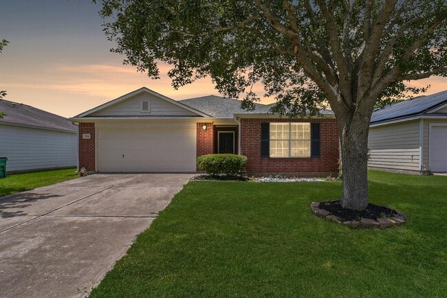 Primary Photo - 7114 Sunrise Hill Ln