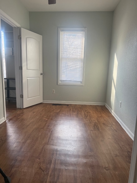 Building Photo - 1625 Sherman Blvd