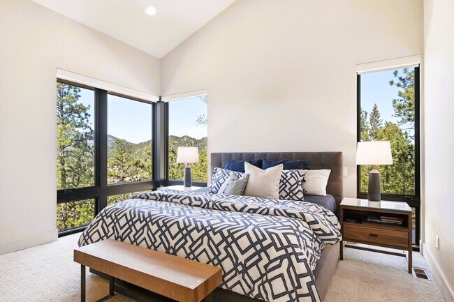 Building Photo - 4475 Forest Trail