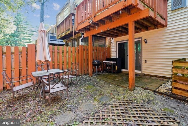 Building Photo - 3226 Foothill St