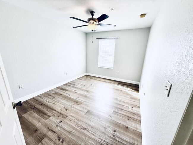 Building Photo - 2983 Ashland Ln S