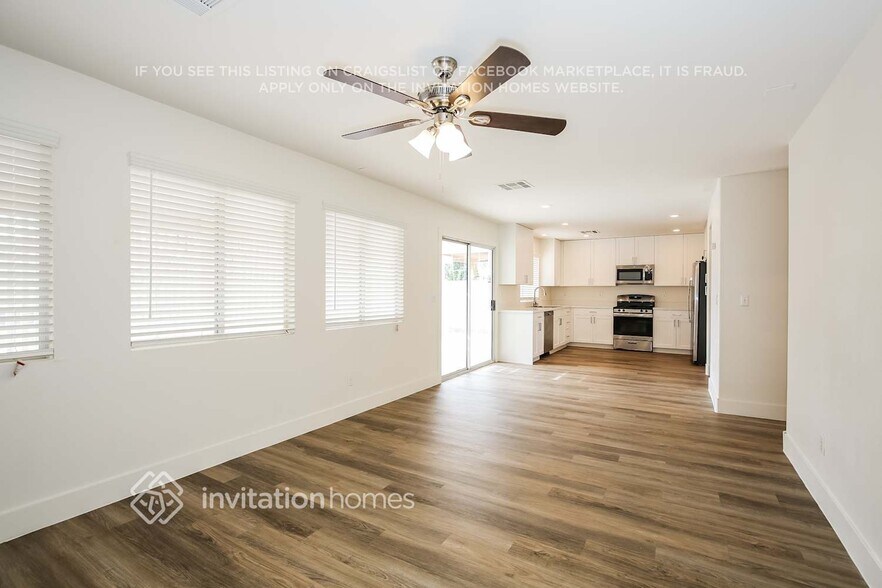 Building Photo - 5549 Johnny Holiday St