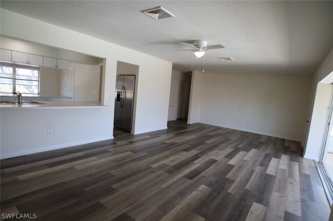 Building Photo - 4012 Coronado Pkwy
