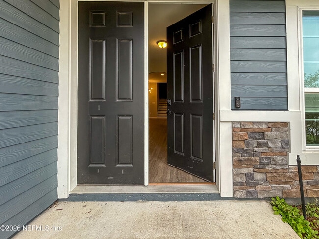 Building Photo - 2734 Copperwood Ave