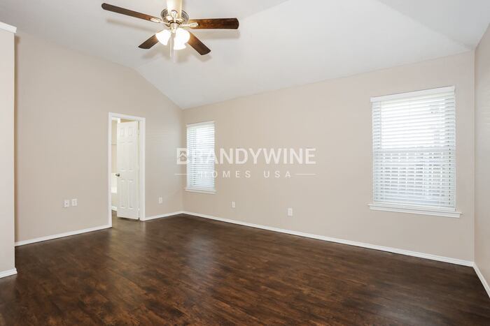 Building Photo - 4804 St Thomas Pl