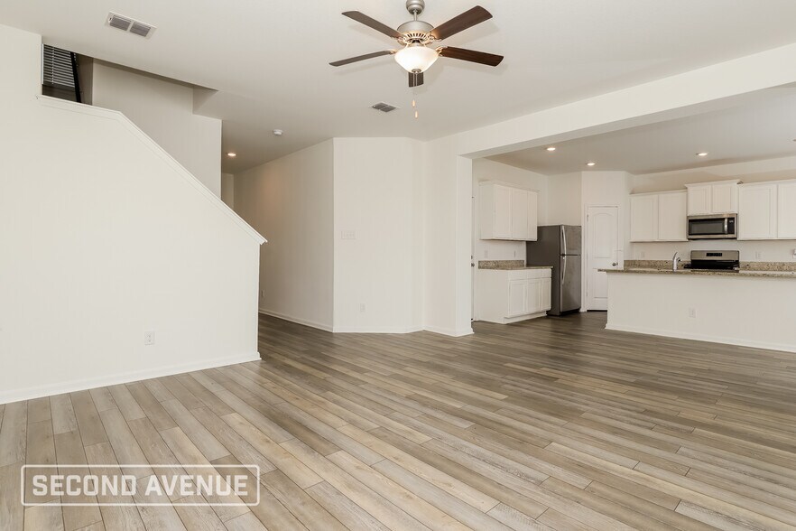 Building Photo - 2950 Forsyth Cyn