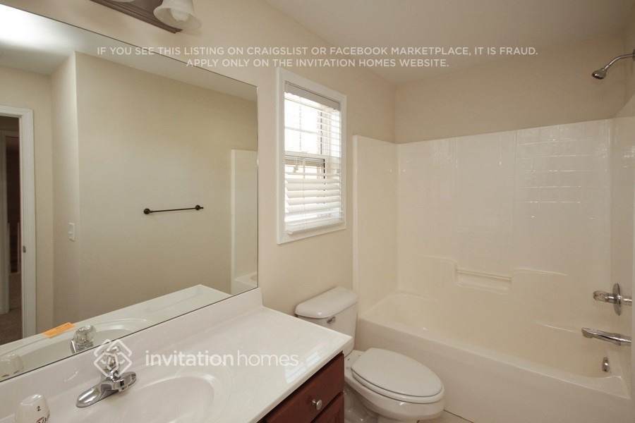 Building Photo - 3177 Misty View Tr SW