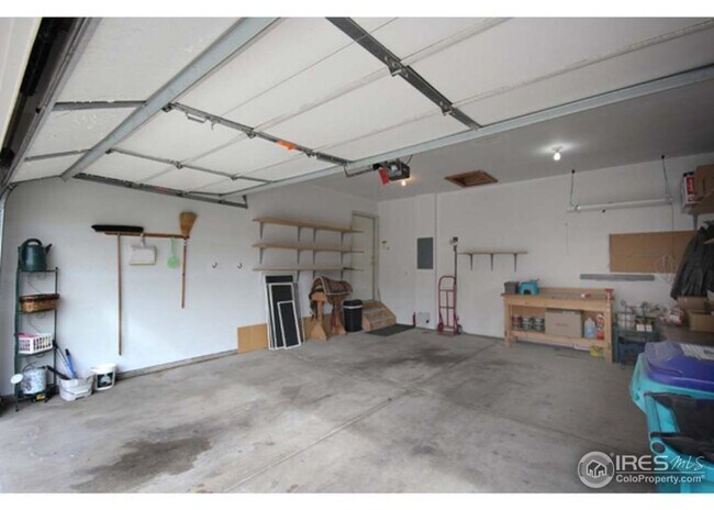 Building Photo - 1632 Ukiah Ln