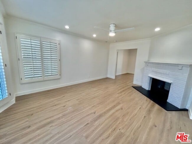 Building Photo - 12520 Stanwood Pl