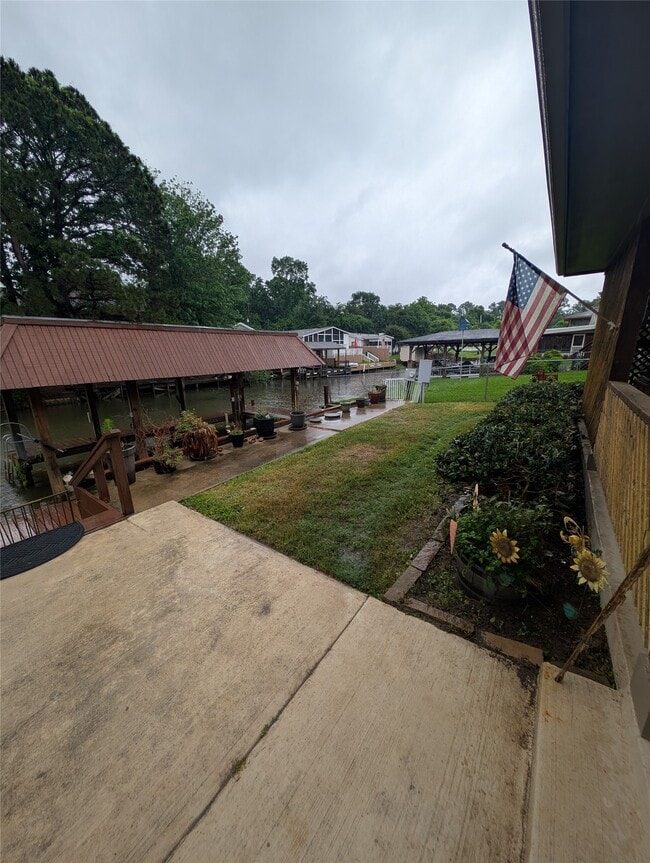 Building Photo - 14156 Shadow Bay Dr