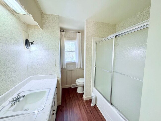 Building Photo - 1773 6 Mile Hwy