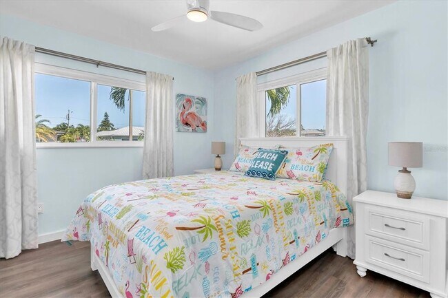 Building Photo - 104 24th St