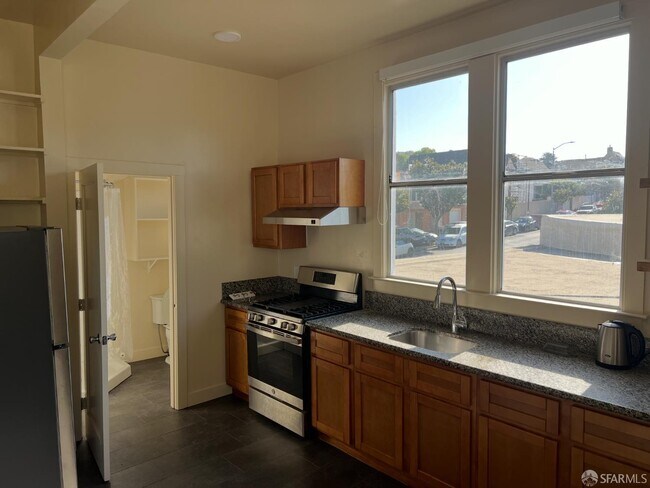 Primary Photo - 4905 3rd St