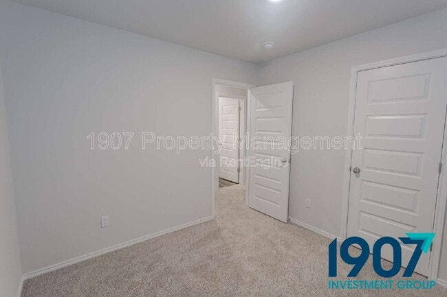 Building Photo - 1413 Lexi Dr