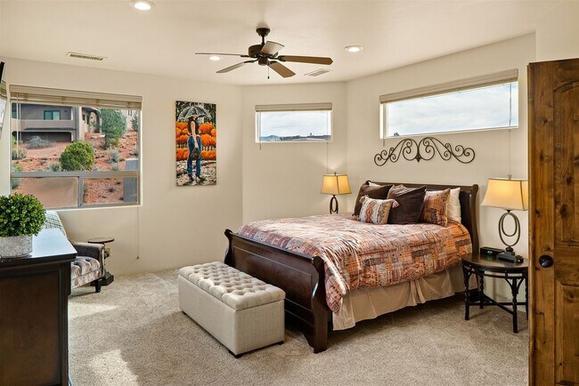 Building Photo - 2450 Mule Deer Rd