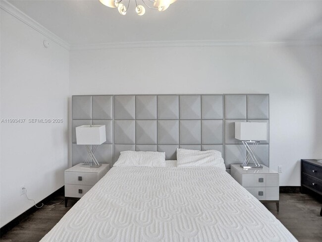 Building Photo - 17875 Collins Ave