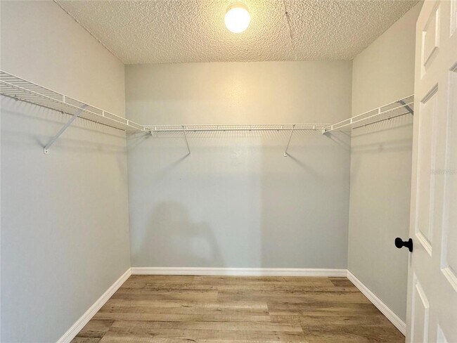 Building Photo - 513 Winter Terrace