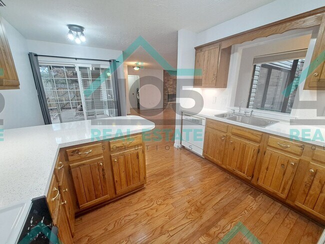 Building Photo - Spacious 2 Bedroom in Norman