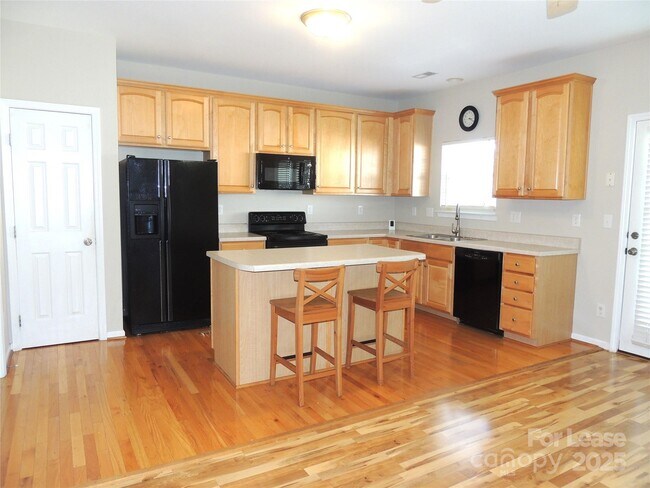 Building Photo - 11764 Fiddlers Roof Ln