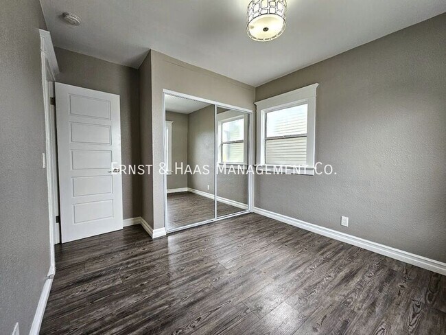 Building Photo - 755 Elm Ave