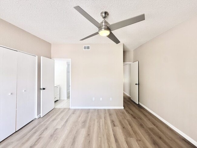 Building Photo - 6388 93rd Terrace N