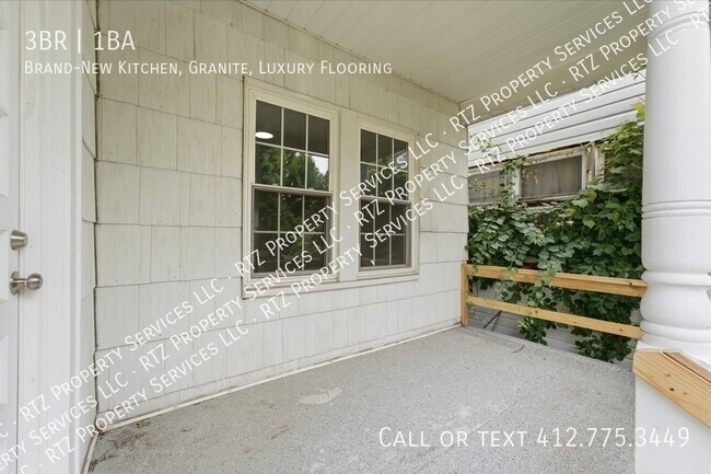 Building Photo - 2412 Grandview Ave