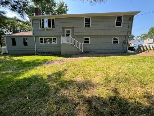 Building Photo - 485 Peet St