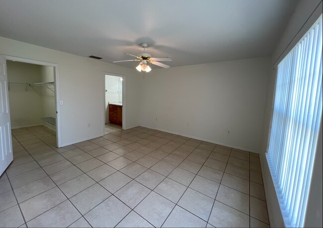 Building Photo - 8257 Cozumel Ln