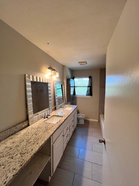 Building Photo - 800 Monterrey Pl
