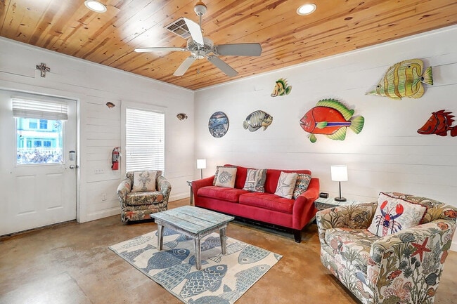 Building Photo - 2120 Eleventh St