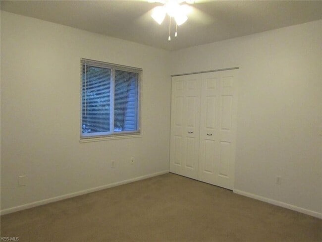 Building Photo - 402 Woodland Ave