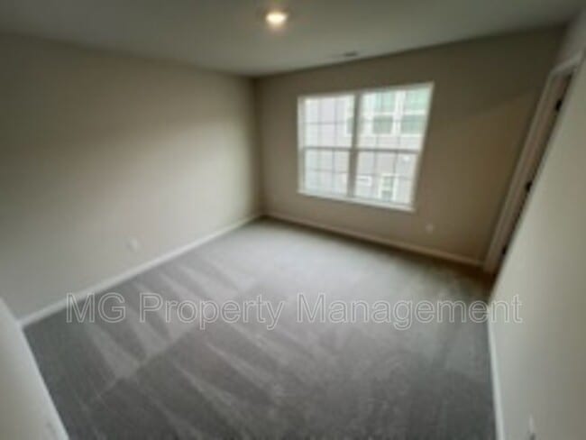 Building Photo - 3024 Findley Rd
