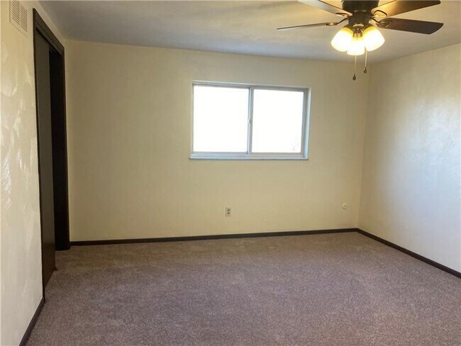 Building Photo - 313 Mystic Ave