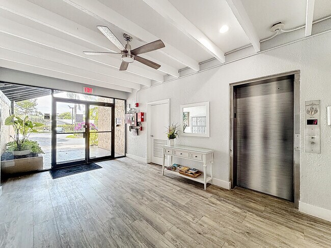 Building Photo - 755 Dotterel Rd