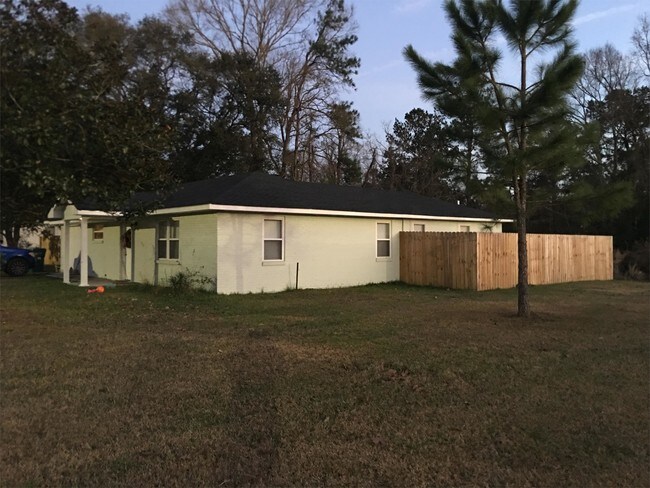 Building Photo - 11564 Wardline Rd
