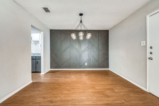 Building Photo - Charming 3-Bedroom Home Near Eagle Mountain Lake – Spacious, Updated & Ideally Located