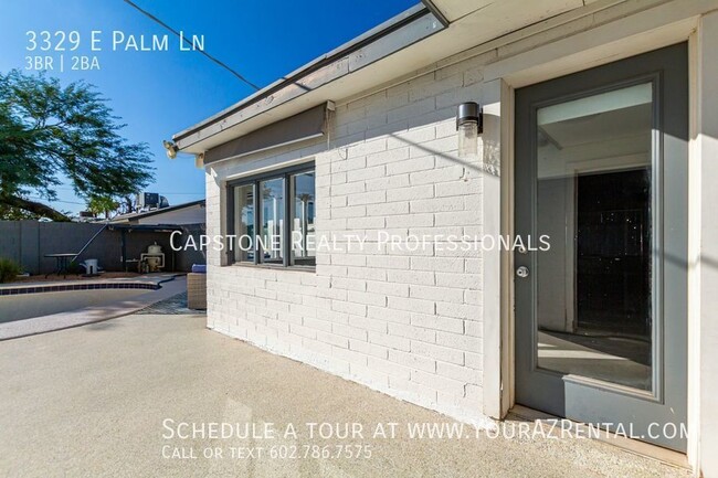 Building Photo - 3 Bedroom 2 Bath Home with Private Pool & ...