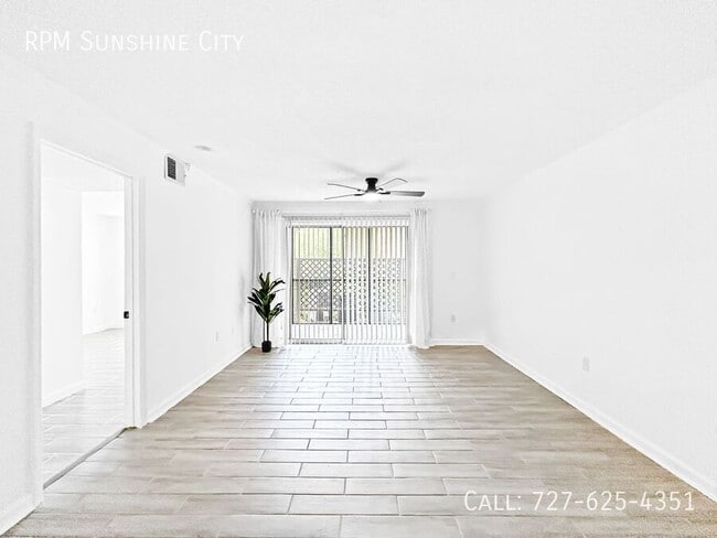 Building Photo - 2500 Winding Creek Blvd