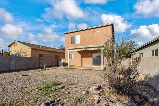Building Photo - 6657 S Venetian Dr