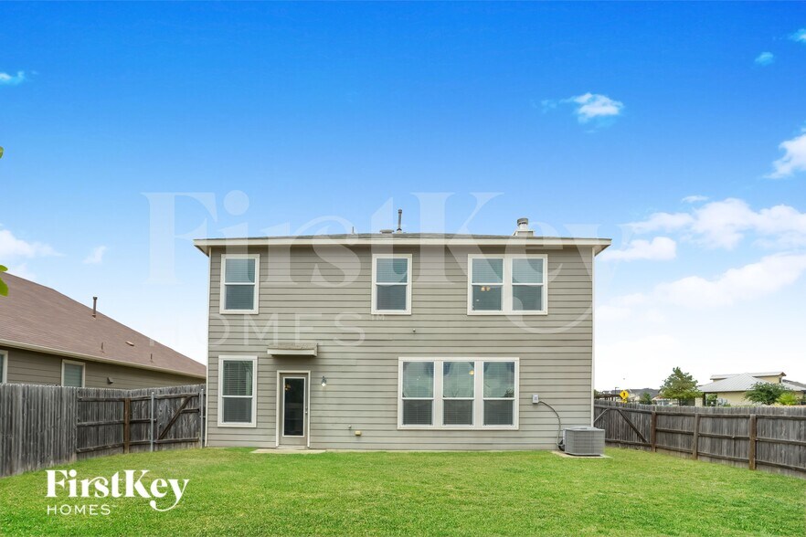 Building Photo - 15302 Cascade Point